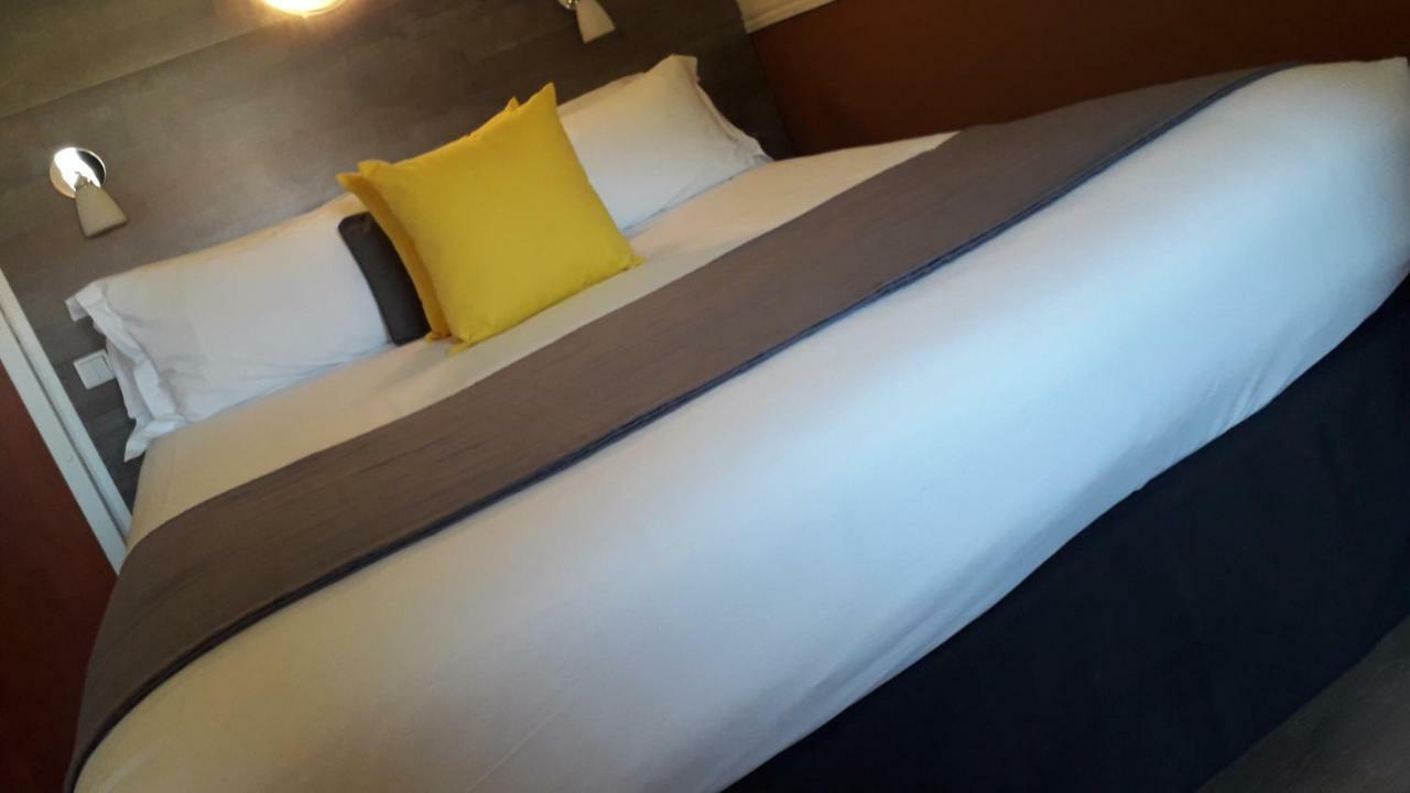 Hotel De La Mer 르발카레스 외부 사진